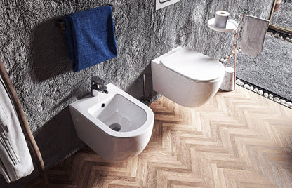 Sanitari sospesi in ceramica rimless sedile chiusura rallentata Linea Zeta