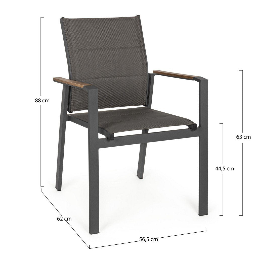 Andrea Bizzotto Kubik sedia con braccioli antracite SJ61 ambientato in spazio living con arredi coordinati