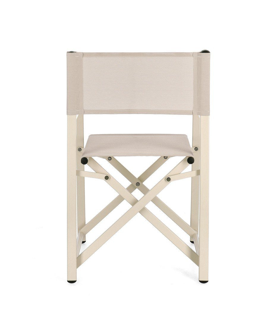 Andrea Bizzotto Taylor Sedia regista in alluminio whisper Beige ambientato in spazio living con arredi coordinati