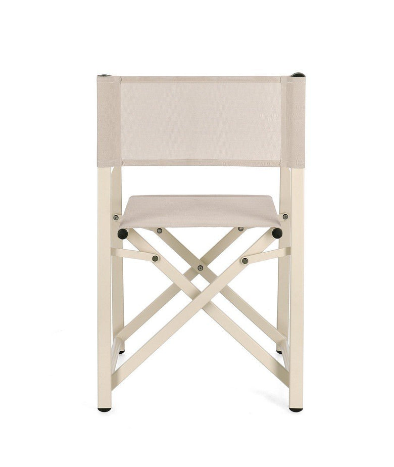 Andrea Bizzotto Taylor Sedia regista in alluminio whisper Beige ambientato in spazio living con arredi coordinati