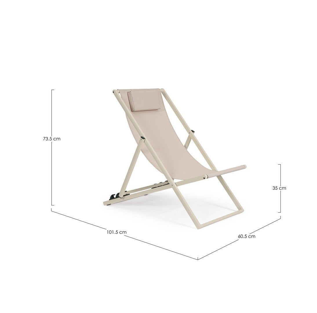 Andrea Bizzotto Taylor Sedia sdraio in alluminio whisper ambientato in spazio living con arredi coordinati
