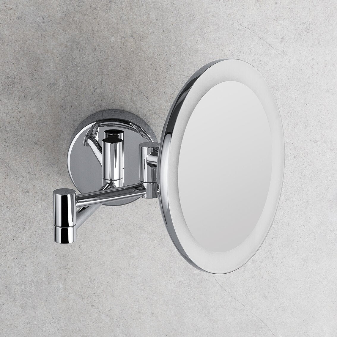 Colombo design b9751 specchio ingranditore x3 a parete con con lavabo e rubinetteria, vista frontale su sfondo neutro