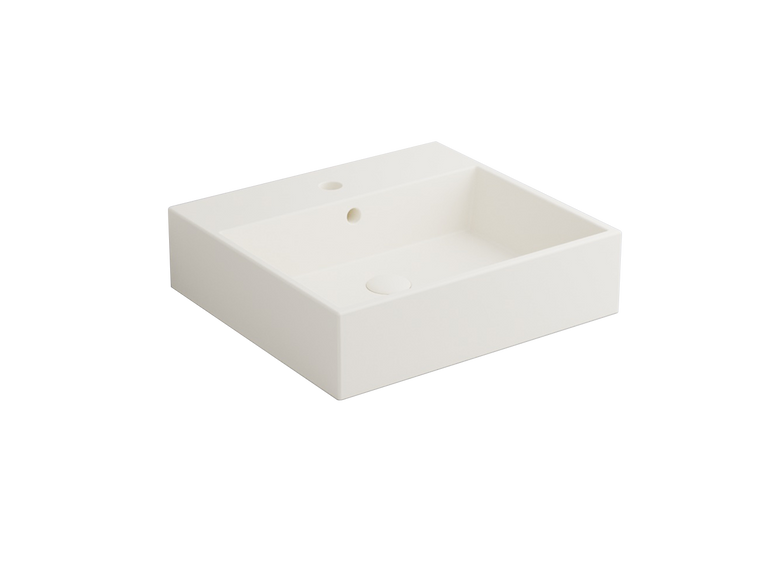 Cielo Smile lavabo 50x46 monoforo rettangolare sospeso o da in ceramica ambientato su piano bagno con accessori