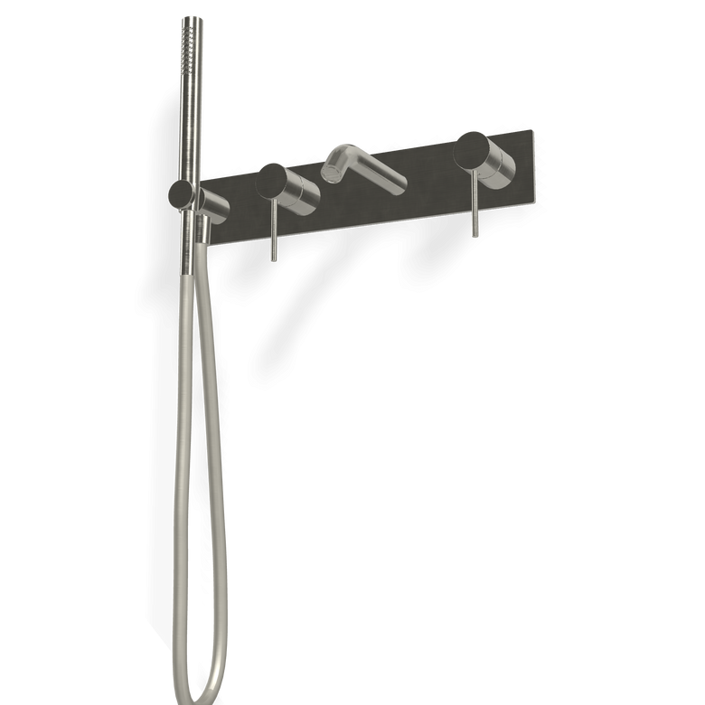 Treemme 40mm miscelatore vasca monocomando a muro con Acciaio ambientato in box doccia con pareti in vetro - Rubinetterie...