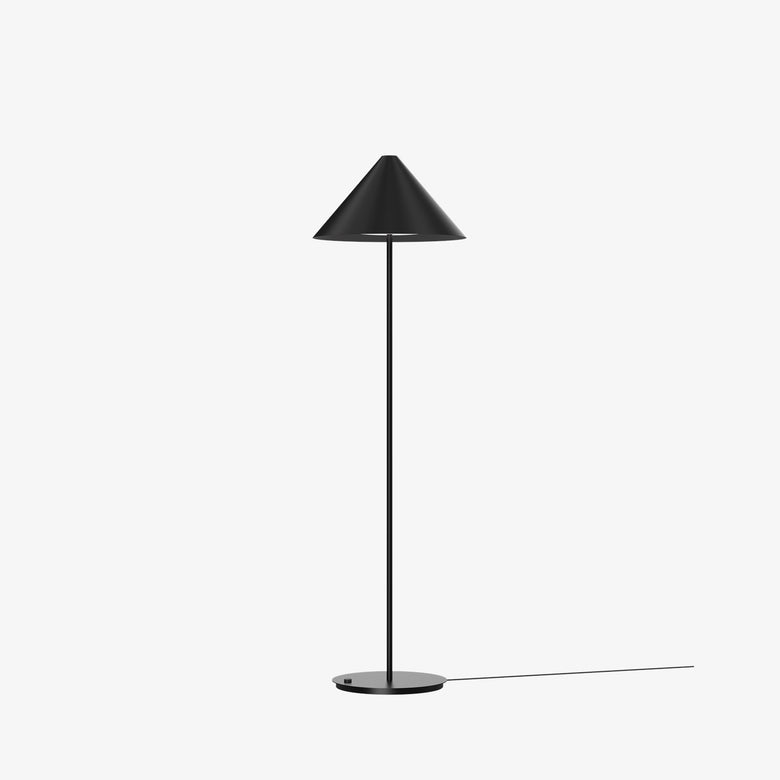 Louis Poulsen Keglen Lampada a pavimento 3000k nero spenta, dettaglio del corpo lampada e dei materiali