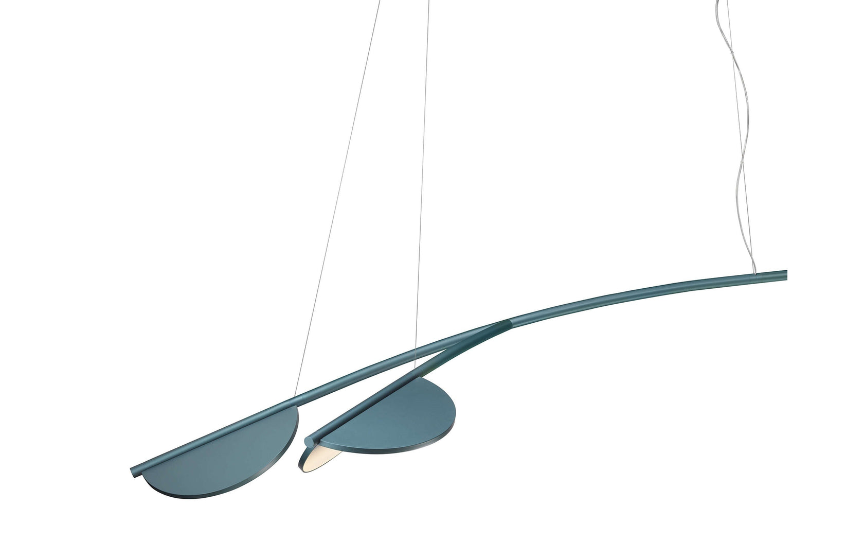 Flos Almendra Organic Long S2 Lampada Sospesa bay blue spenta, dettaglio del corpo lampada e dei materiali