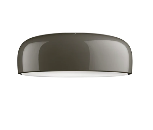 Flos Smithfield Ceiling Pro Lampada 60 cm mud da soffitto in alluminio accesa in ambiente, design e diffusione della luce