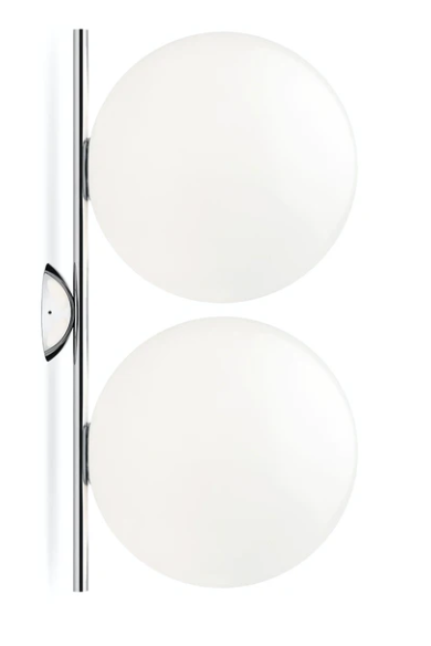 Flos IC Lights Ceiling/Wall 2 Double Lampada 62 cm parete in ottone e cromato accesa in ambiente, design e diffusione...
