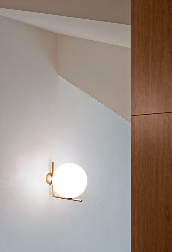 Flos IC Lights Ceiling/Wall 1 Lampada 20 cm parete soffitto spenta, dettaglio del corpo lampada e dei materiali