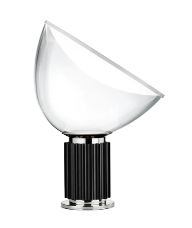 Flos Taccia Small Lampada da tavolo 48 cm Nero Opaco accesa in ambiente, design e diffusione della luce