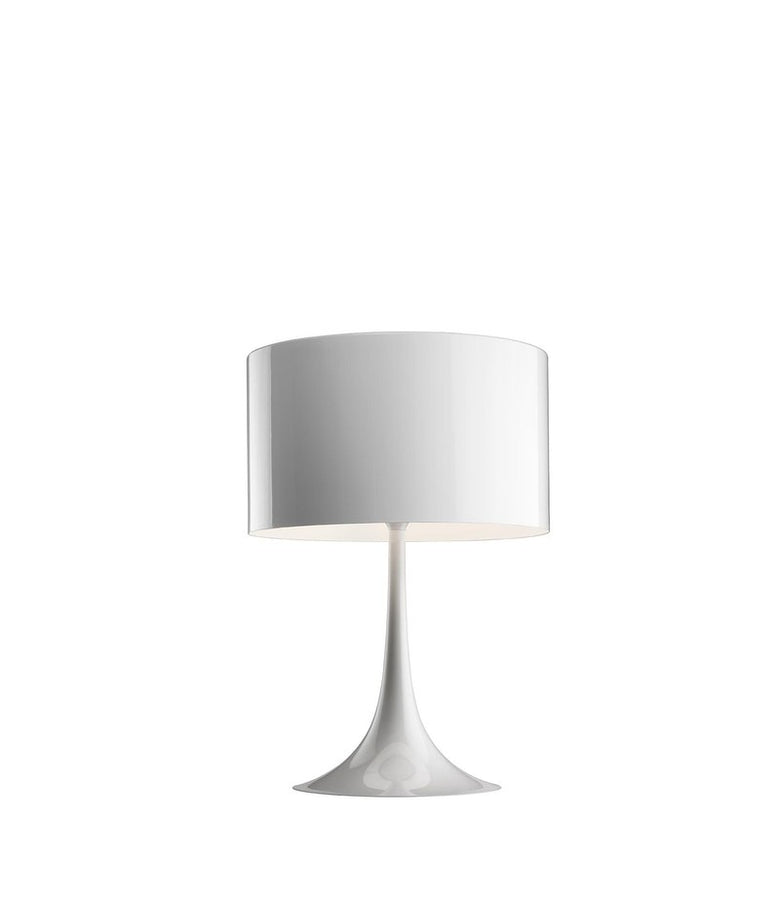 Flos Spun Light Table 2 Lampada da tavolo Bianco lucido, particolare del diffusore luminoso