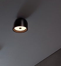 Flos Wan Ceiling Wall Lampada a parete e soffitto nero spenta, dettaglio del corpo lampada e dei materiali