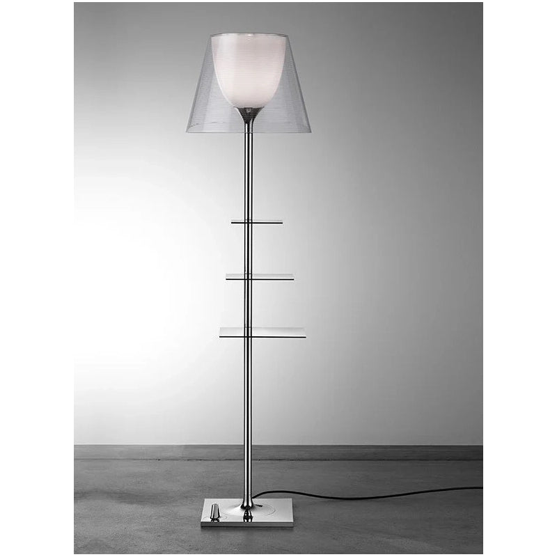 Flos Bibliotheque Nationale Lampada portaoggetti a in acciaio inox e lucido accesa in ambiente, design e diffusione della...