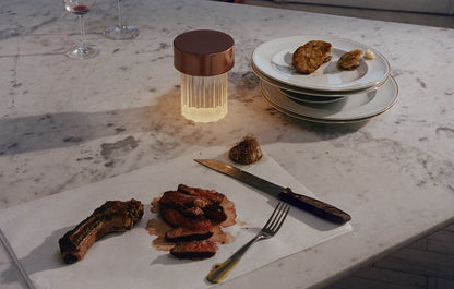Flos Last Order Fluted Lampada Da Tavolo ricaricabile cristallo scanalato Rame Satinato